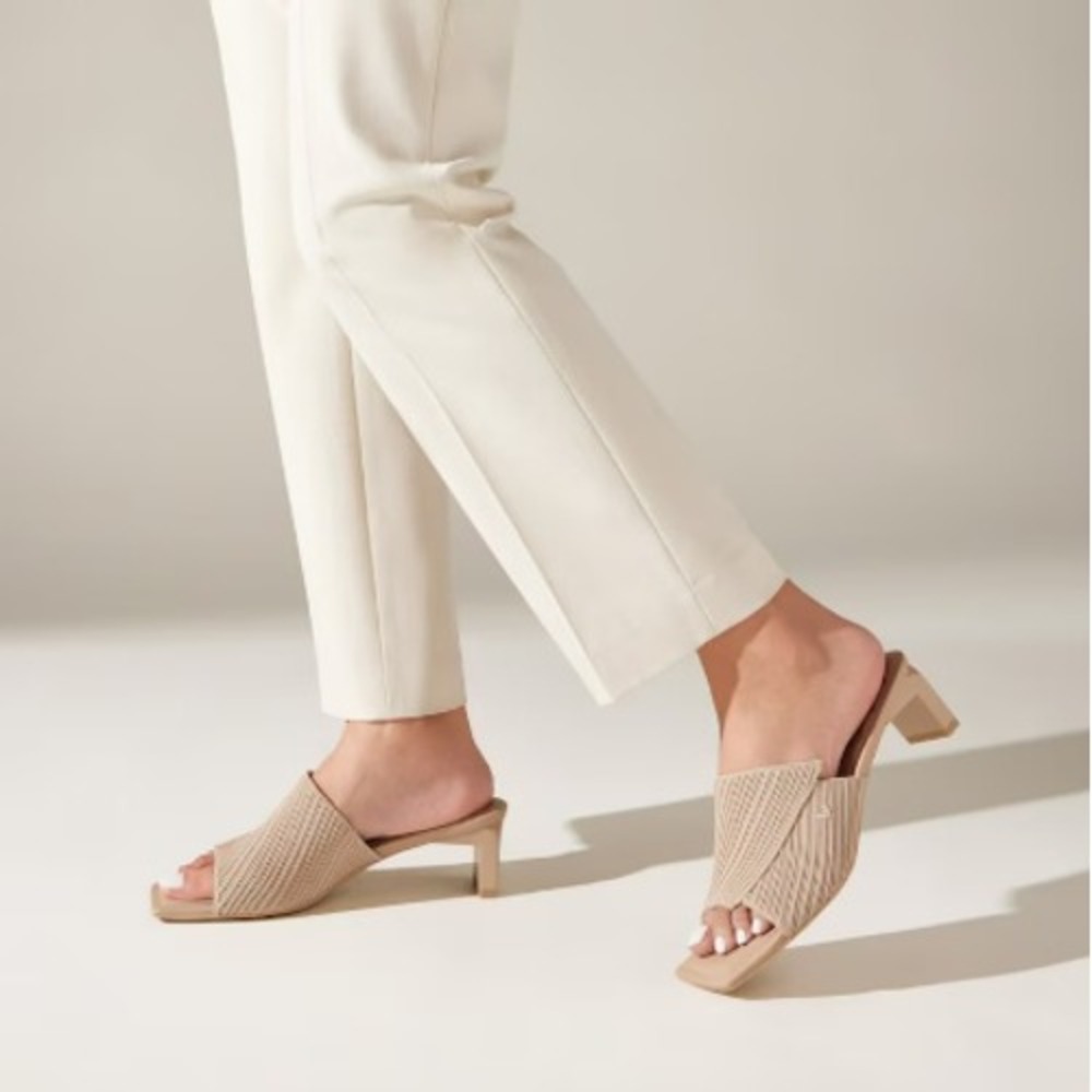 VIVAIA knit Square-Toe Block Heel slide Sandals Jade Pro Minimalist Beige Sz 10‎